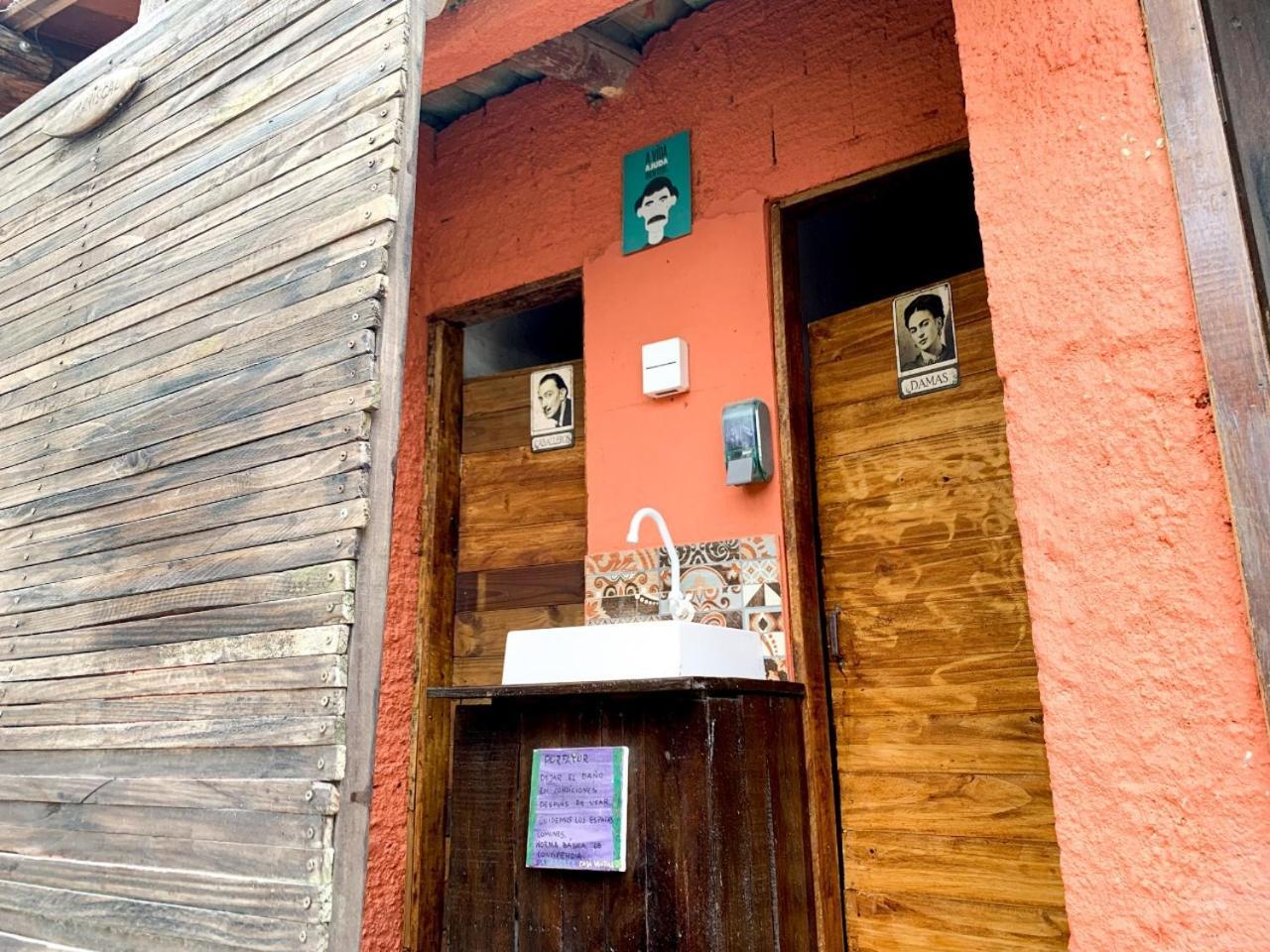 Hostel Vento Leste Бомбіняс Екстер'єр фото